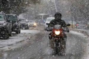 İstanbul Valisi Yerlikaya, motosiklet, elektrikli scooter ve motokuryelerin yarın saat