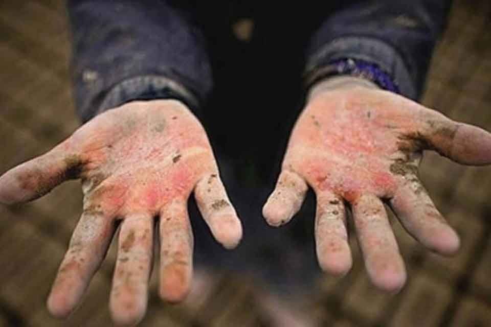23 Nisan'da T&uuml;rkiye'nin &ccedil;ocuk halkları karnesi kırıklarla dolu. T&uuml;rkiye'de 15-19