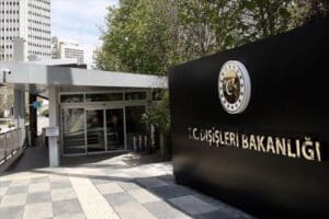 T&uuml;rkiye'nin Stockholm B&uuml;y&uuml;kel&ccedil;iliği kan&ccedil;ılaryasına ter&ouml;r &ouml;rg&uuml;t&uuml; propagandası ve AKP'li Cumhurbaşkanı