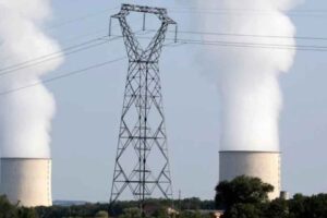 İsve&ccedil;, elektrik &uuml;retimini artırmak i&ccedil;in yeni n&uuml;kleer reakt&ouml;r inşasına izin
