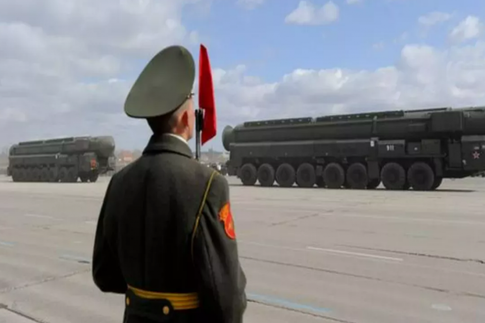 İsvi&ccedil;re, Avrupa Birliği (AB)'nin Rusya'ya y&ouml;nelik yaptırımlarına katılacağını a&ccedil;ıkladı. İsvi&ccedil;re