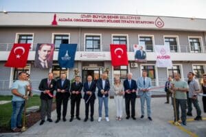 İzmir B&uuml;y&uuml;kşehir Belediye Başkanı Tun&ccedil; Soyer, Aliağa Organize Sanayi B&ouml;lgesi