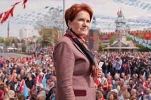 İYİ Parti sosyal medya hesabından paylaştığı videoda birlik, beraberlik temasını