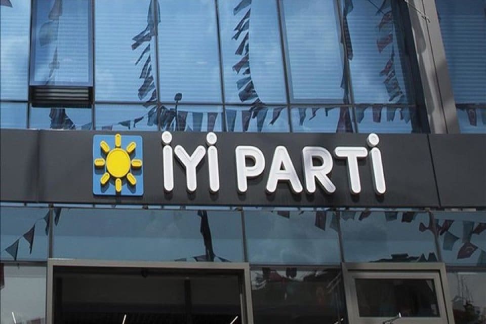 İYİ Parti, İsve&ccedil; ve Finlandiya&rsquo;nın NATO &uuml;yeliğine dair iktidar kanadının
