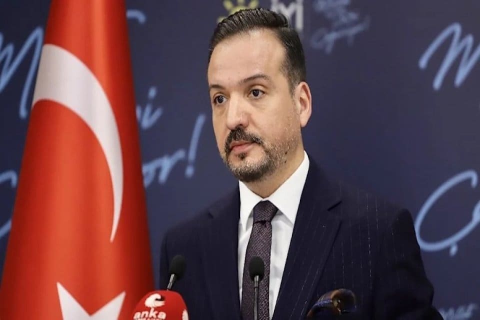 İYİ Parti S&ouml;zc&uuml;s&uuml; ve Genel Başkan Başdanışmanı Prof. Dr. K&uuml;rşad