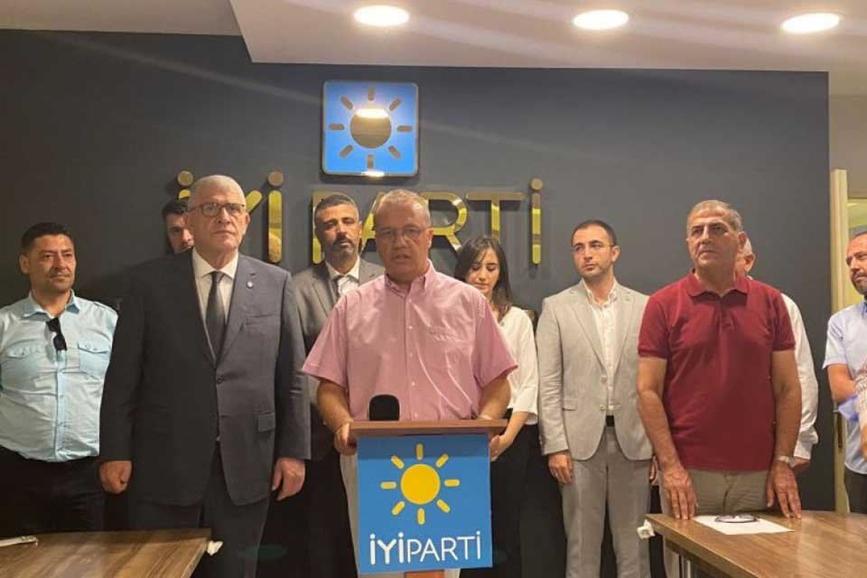 MHP'den istifa edip s&uuml;rpriz bir şekilde İYİ Parti'ye ge&ccedil;en Osman