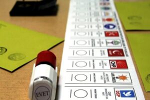 İYİ Parti YSK Temsilcisi Mustafa Tolga &Ouml;zt&uuml;rk, Erdoğan'ın &uuml;&ccedil;&uuml;nc&uuml; kez