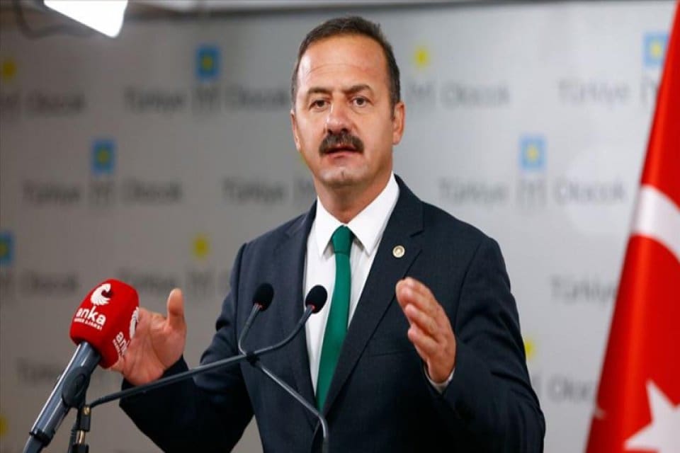 İyi Parti İstanbul Milletvekili&nbsp;Yavuz Ağıralioğlu,&nbsp;yeniden milletvekilliği i&ccedil;in yeniden aday olmayacağını