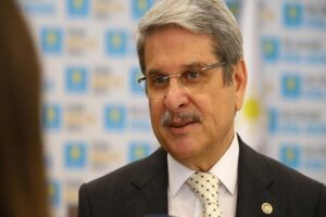 İYİ Parti İzmir Milletvekili ve Genel Başkan Başdanışmanı Dr.&nbsp;Aytun &Ccedil;ıray,