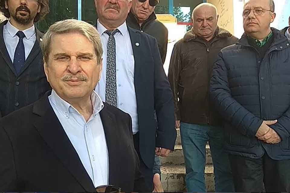 İzmir Milletvekili ve İyi Parti Genel Başkan Başdanışmanı Dr. Aytun