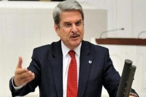 İ&ccedil;işleri Bakanlığı'nın Menderes'te y&uuml;r&uuml;t&uuml;len soruşturma kapsamında g&ouml;revden el &ccedil;ektirme kararı