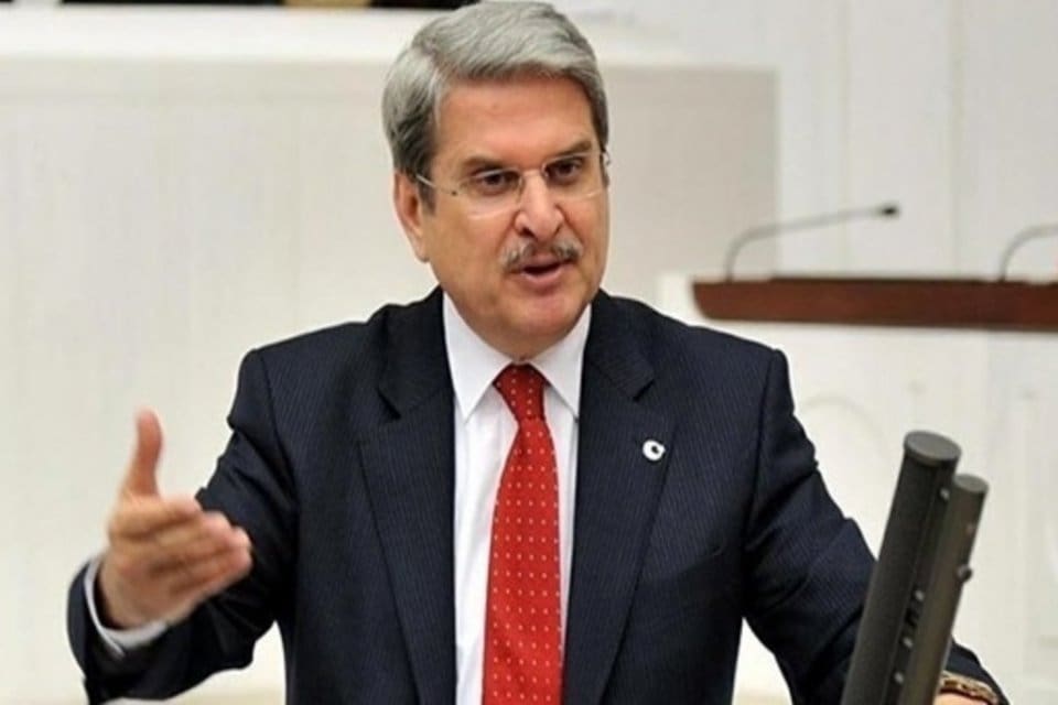İ&ccedil;işleri Bakanlığı'nın Menderes'te y&uuml;r&uuml;t&uuml;len soruşturma kapsamında g&ouml;revden el &ccedil;ektirme kararı