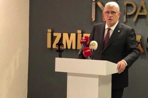 M&uuml;savat Dervişoğlu, partisinin Tire&rsquo;de hayata ge&ccedil;irdiği G&uuml;neşin Kadınları İzmir &Uuml;retici