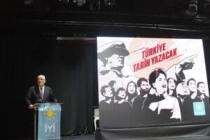 Aday tanıtım toplantısına katılan İyi Parti Grup Başkanvekili M&uuml;savat Dervişoğlu,