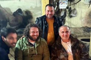 Aydın'ın İncirliova ilçesinin İYİ Partili Belediye Başkanı Aytekin Kaya ve