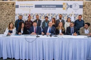 İzmir B&uuml;y&uuml;kşehir Belediye Başkanı Tun&ccedil; Soyer, İkinci Y&uuml;zyılın İktisat Kongresi