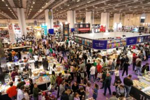 İzmir B&uuml;y&uuml;kşehir Belediyesi ev sahipliğinde İZFAŞ ve SNS Fuarcılık tarafından