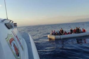 İzmir'in Seferihisar, Karaburun ve &Ccedil;eşme il&ccedil;esi a&ccedil;ıklarında, Yunanistan unsurlarınca T&uuml;rk