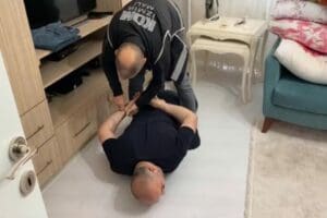 İzmir ve Aydın'da, polisin tefecilere y&ouml;nelik d&uuml;zenlediği operasyonda 12 ş&uuml;pheli,