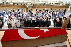 Karşıyaka Belediyesi, geçtiğimiz gün yaşama veda eden İzmir’in simge değerlerinden