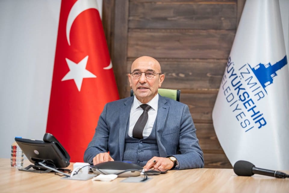 İzmir B&uuml;y&uuml;kşehir Belediyesi Ramazan ayı boyunca 400 bin kişilik iftar