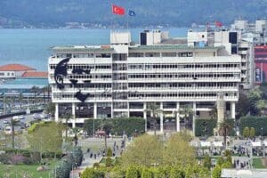 zmir B&uuml;y&uuml;kşehir Belediyesi Sosyal Projeler Dairesi Başkanlığı&rsquo;na bağlı Kentsel Adalet