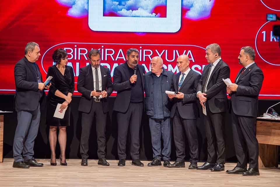 İzmir B&uuml;y&uuml;kşehir Belediyesi tarafından başlatılan, 'Bir Kira Bir Yuva' kampanyasında