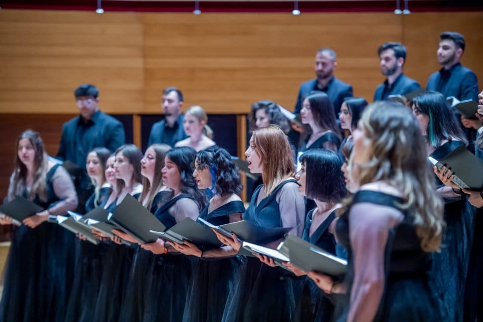 İzmir B&uuml;y&uuml;kşehir Belediye Başkanı Tun&ccedil; Soyer&rsquo;in İzmir&rsquo;i bir k&uuml;lt&uuml;r sanat
