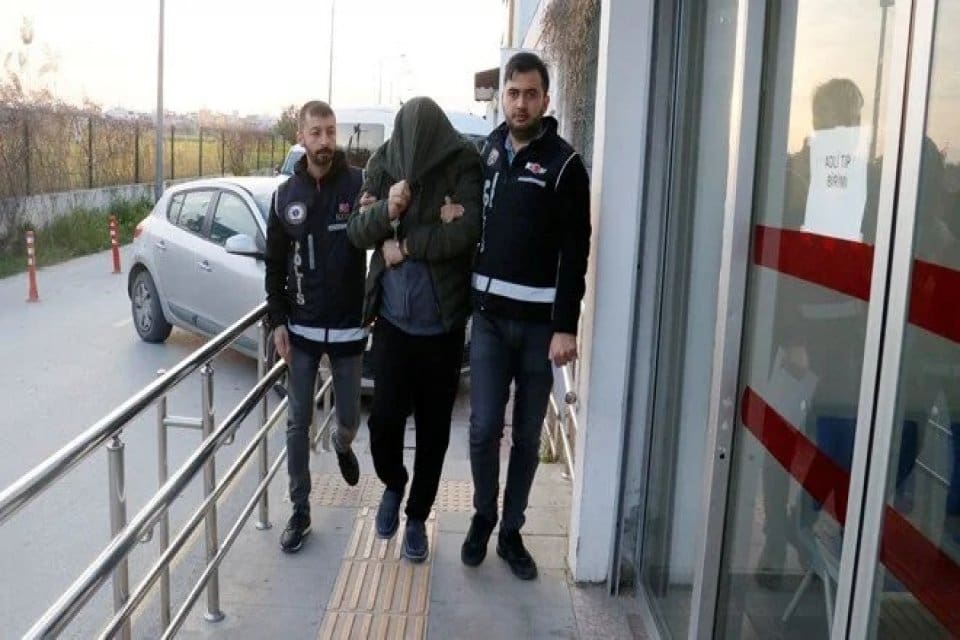 Adana merkezli 10 ilde adam yaralama, silah ve uyuşturucu ticareti