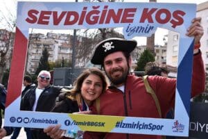 İzmir B&uuml;y&uuml;kşehir Belediyesi 14 Şubat Sevgililer G&uuml;n&uuml; i&ccedil;in &ldquo;Sevdiğine Koş&rdquo;