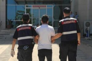 İZMİR'de, haklarında &ccedil;eşitli su&ccedil;lardan kesinleşmiş hapis cezası bulunan 17 h&uuml;k&uuml;ml&uuml;