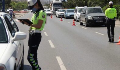 İzmir'de 6 günde kuralları ihlal eden sürücülere rekor ceza