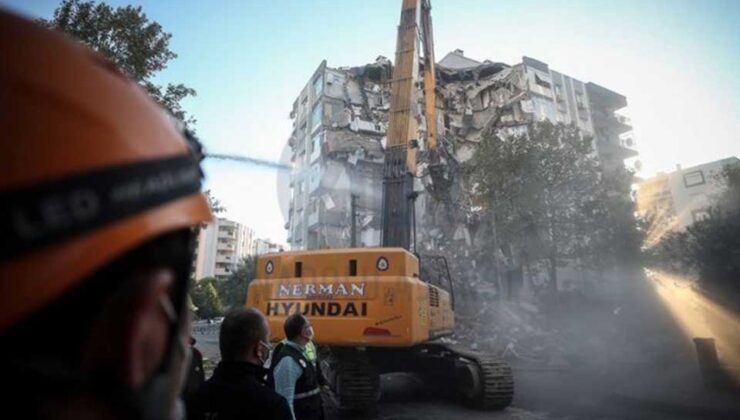 İzmir'de binlerce depremzedeye boş senet imzalatıldı!