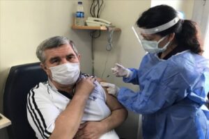 İzmir'de yeni tip koronavir&uuml;se (Kovid-19) karşı toplumsal bağışıklığın sağlanabilmesi i&ccedil;in