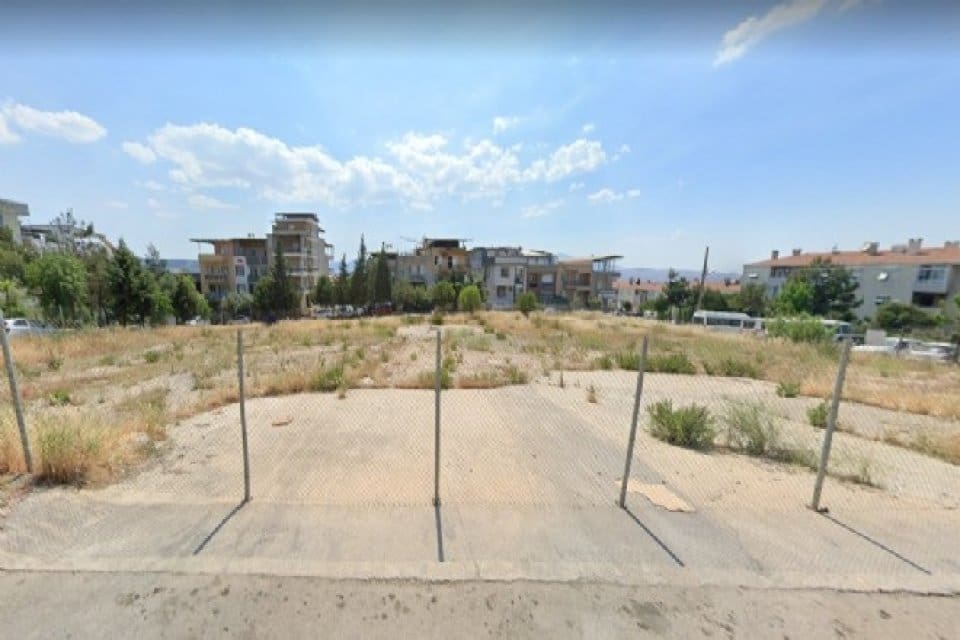 İzmir B&uuml;y&uuml;kşehir Belediyesi Buca Tınaztepe&rsquo;de bulunan 2 bin 544 metrekare