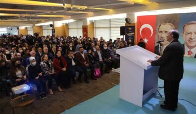 İzmir’de coşkulu 'Teşkilat Akademisi Mahalle Eğitim Programı'