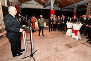 İzmir&rsquo;de 29 Ekim Cumhuriyet Bayramı kutlamaları başladı. İzmir B&uuml;y&uuml;kşehir Belediyesi