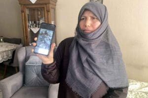 İzmir'in Buca il&ccedil;esinde 6,5 yıl &ouml;nce nişanlısı Sibel &Ccedil;elik'i (24)