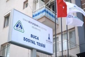 İzmir B&uuml;y&uuml;kşehir Belediyesi, afet b&ouml;lgesindeki &ccedil;alışmaların yanı sıra kente gelecek