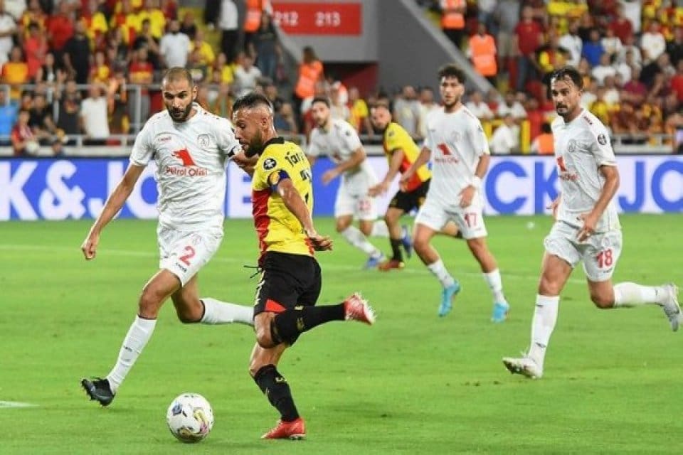 Altınordu, yarın İzmir derbisinde 11'inci basamaktaki G&ouml;ztepe ile karşı karşıya