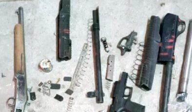 İzmir'de dev operasyon: Silah ticareti yapan 15 kişi tutuklandı