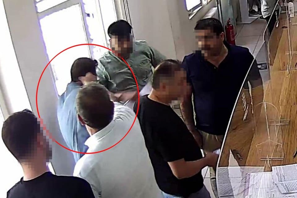 İZMİR&rsquo;de 1, Manisa'da ise 2 ayrı dolandırıcılık olayında, sahipleri yurt