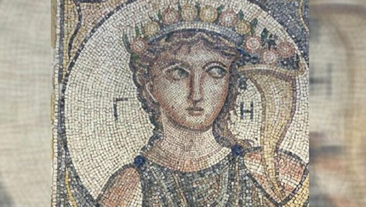 İzmir'de ele geçirildi: 2 bin yıllık mozaik