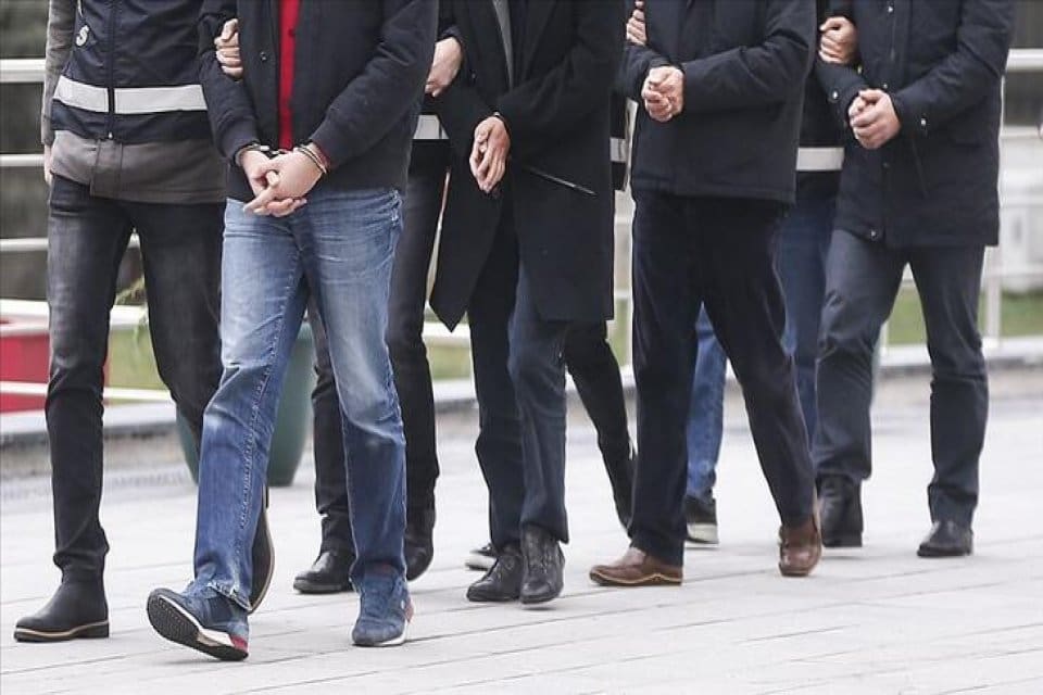 Fetullah&ccedil;ı Ter&ouml;r &Ouml;rg&uuml;t&uuml;'n&uuml;n (FET&Ouml;) T&uuml;rk Silahlı Kuvvetleri (TSK) yapılanmasına y&ouml;nelik