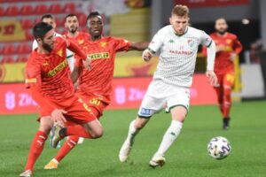Ziraat Türkiye Kupası 5'inci Eleme Turu'nda Göztepe ve Bursaspor'un mücadelesi