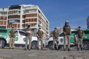 İzmir'de 8 emniyet personeliyle hizmet veren &Ccedil;evre, Doğa ve Hayvanları