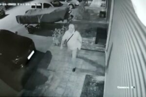 İzmir'de H&uuml;lya Şellavcı Yeğin'in (52) boşanma aşamasındaki eşi Kaffar Yeğin