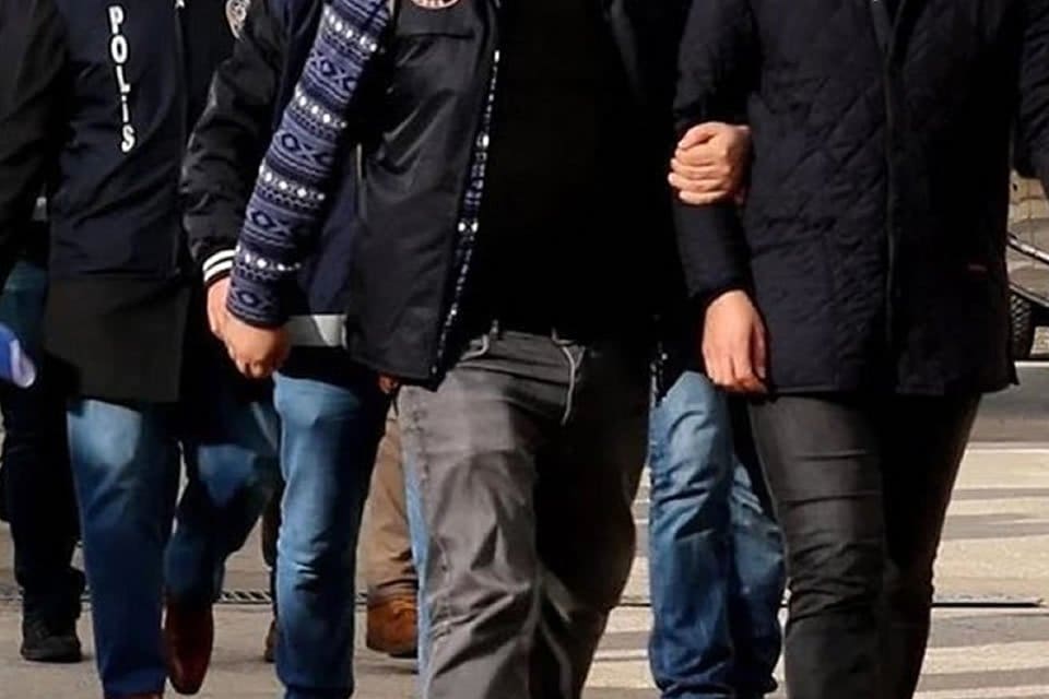 İ&ccedil;işleri Bakanı S&uuml;leyman Soylu, İzmir Valisi Yavuz Selim K&ouml;şger, Emniyet