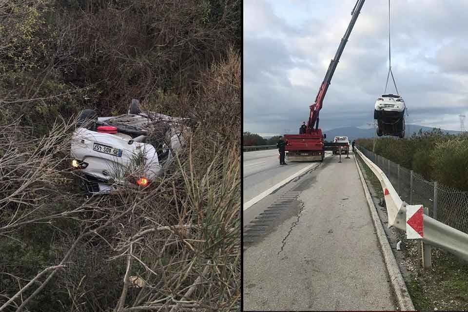İzmir – &Ccedil;eşme Otoyolu'nda şarampole devrilen otomobilin s&uuml;r&uuml;c&uuml;s&uuml; Umut K.