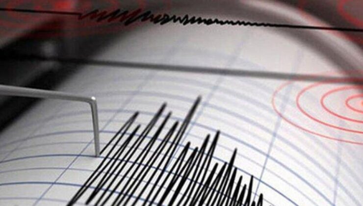 İzmir'de ardı ardına korkutan depremler! Vali Köşger ve Başkan Soyer'den açıklama…